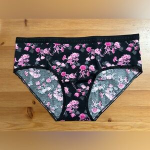 Victoria’s Secret hiphugger / hipster cotton panty in rose floral print
